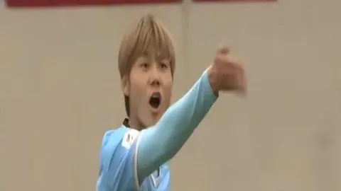 篮球盛宴：国王与骑士巅峰对决，独家解析4胜3场精彩对决！